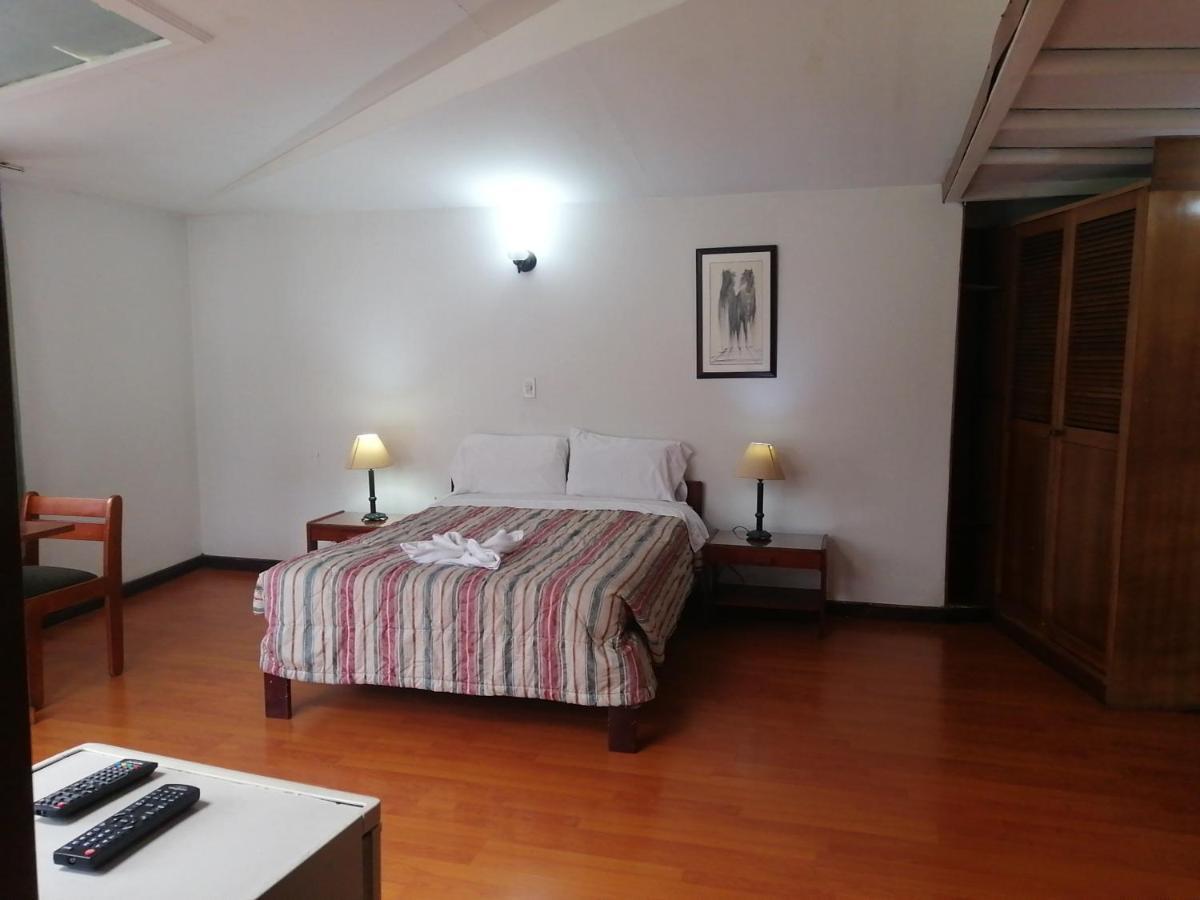 Hotel Santa Monica Bogota Ngoại thất bức ảnh